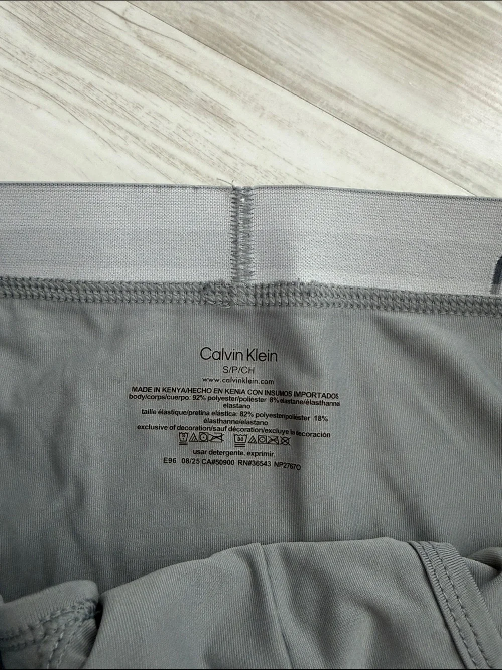 Calvin Klein Men's Briefs in Gray with Logo Waistband